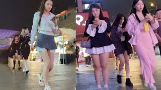 nightlife in Guangzhou，China！so many beautiful girls waiting on the street !中国广州实拍，繁华都市的夜生活，真是精彩不断