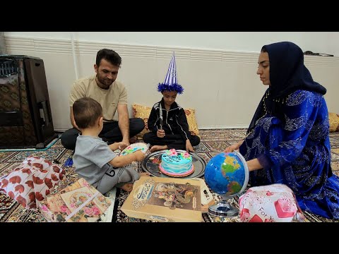 با هم برای آینده تلاش عیسی و فاطمه برای بازسازی خانه و ایجاد کارگاه خیاطی