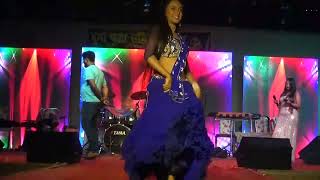 Patli Kamar Lambe Baal Dance Video | Loha | Dharmendra, Shatrughan Sinha, Mandakini