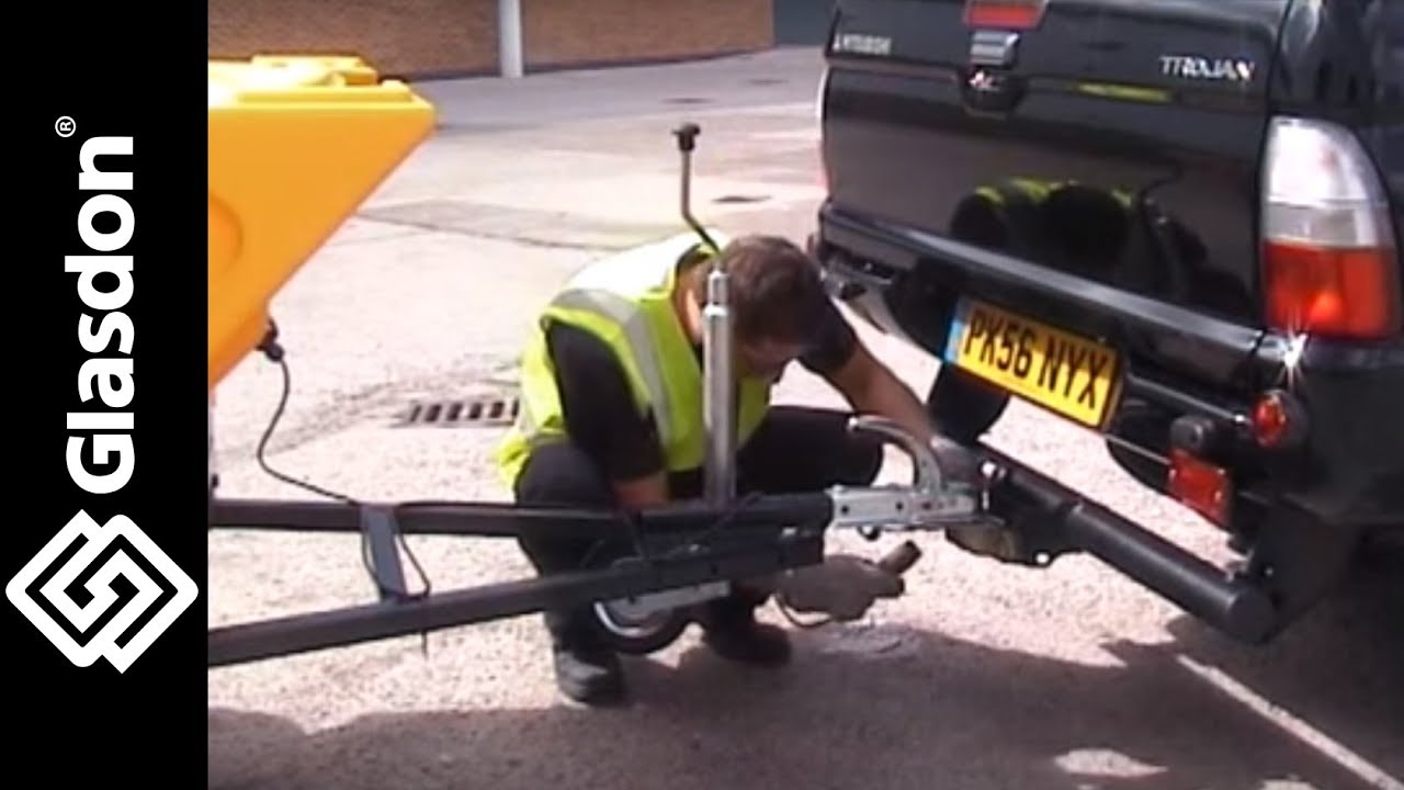 Schleppstreugutwagen Cruiser™ 1000 Bedienung