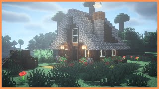 How To Make A Minecraft Spruce Starter House | Minecraft Tutorial
