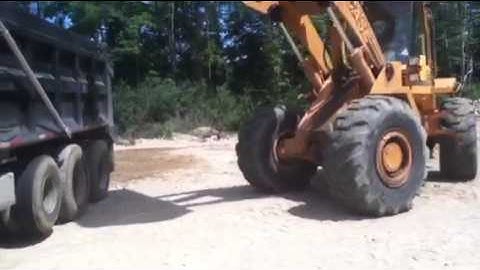 Our 821B case loading our 9300 international