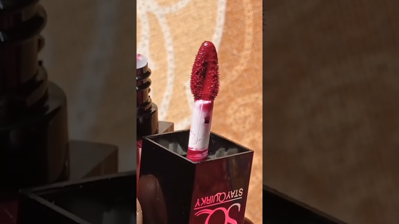 SQ stay quirky kiss & tell  liquid lipstick l shade Bombshell 2