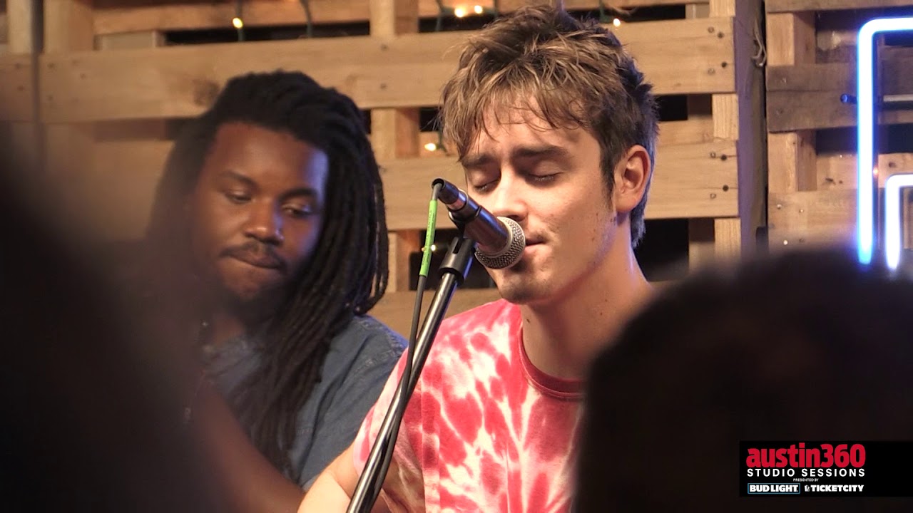 Hippo Campus - Way it Goes (Live on Austin360 Studio Sessions)