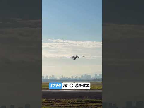 De Havilland Aircraft of Canada ANA Takeoff Osaka International Airport #takeoff #ana #dehavilland