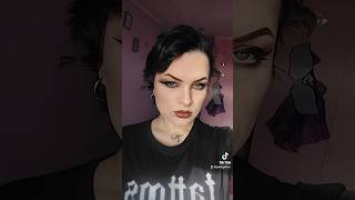 feeling myself🕷️🕷️ #newpost #gothic #femalerapper #sharemarket #piercings #tattoos