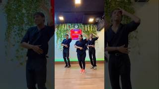 Mera Khwab Mere Khayalon Ki Rani song oojanejana youtubeshorts bollywood dance