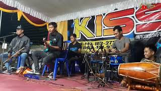 Lagu Cek sound kiss entertainment | live wonodadikulon