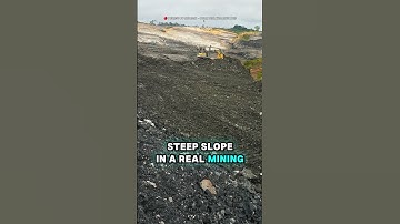 PUSHING TO THE LIMIT BULLDOZER KOMATSU D85E #shorts #coalmines