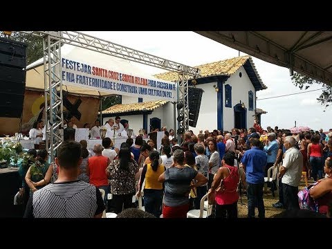 A tradicional festa de Santa Cruz e Santa Helena levou milhares de pessoas à serra em Sete Lagoas