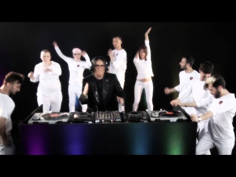 Renato Zero - Chiedi di me (Paolo Galeazzi Remix) - Video Ufficiale tratto dall'album Amo