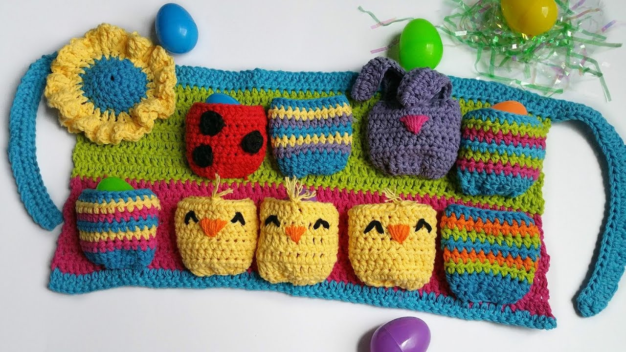 Crochet egg collecting apron