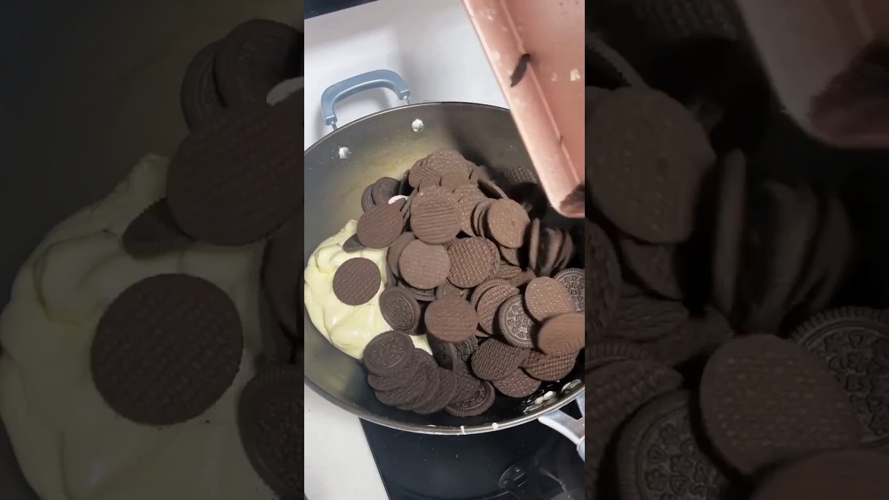 Oreo Snowflake Crisp (Milk Nougat Bites