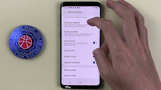 How to press the volume key to take photos, record videos, and zoom in the camera on Samsung S9