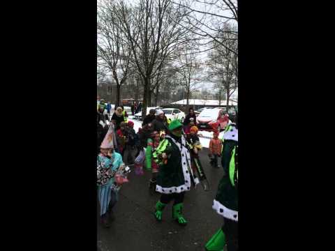 Kinderfasnacht Kloten Umzug (8.2.2015) «Klotener Anzeiger» (Film: lni)