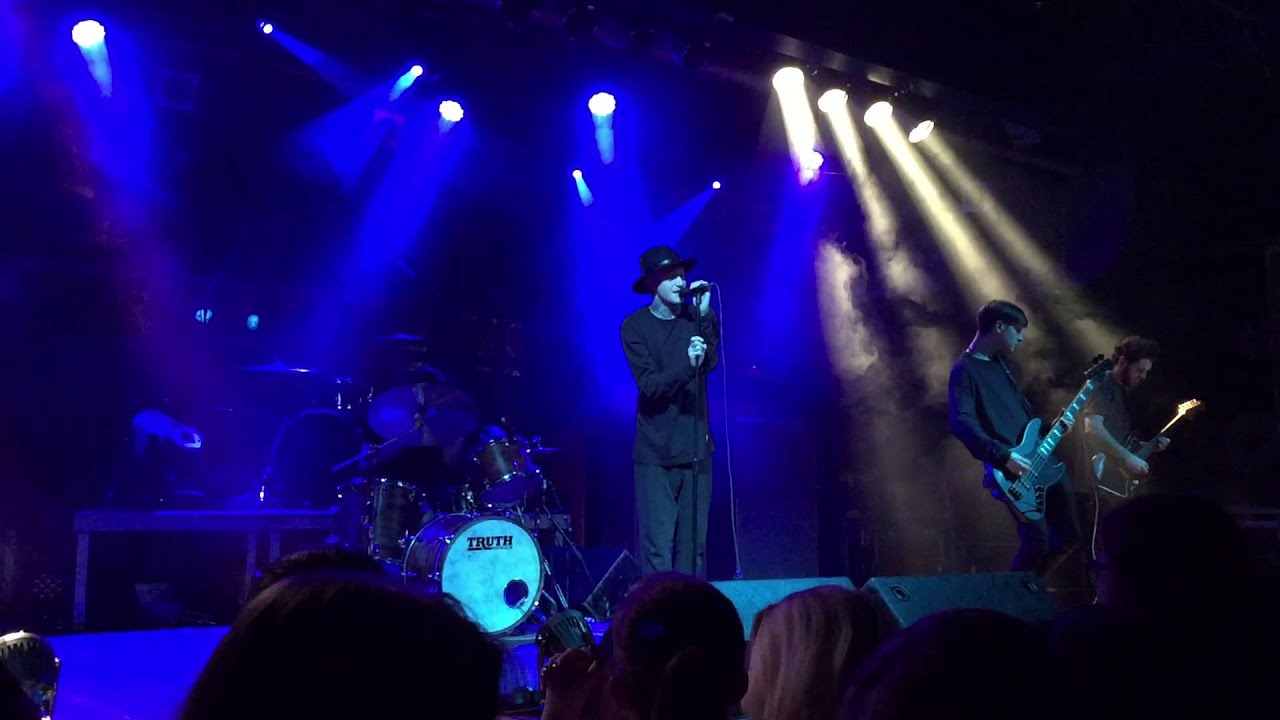 crooks uk - above me 2, munich