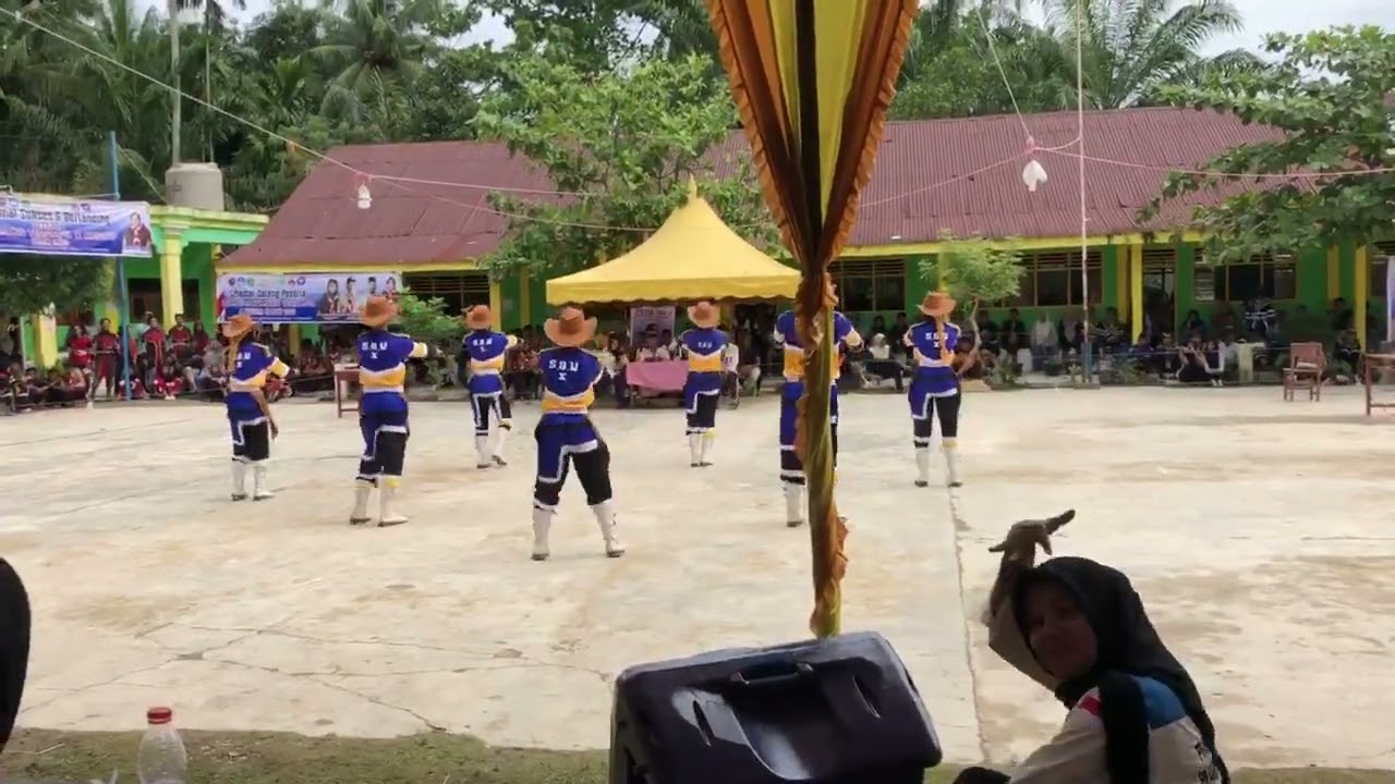Penampilan Tari Komando Pramuka SMKN 1 Lubuk Pakam di event Petir 2023