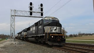 From The Archive A Trio Of Ns Elly Emds Led By An Sd60M Head East W Ns Piggyback Intermodal 20E