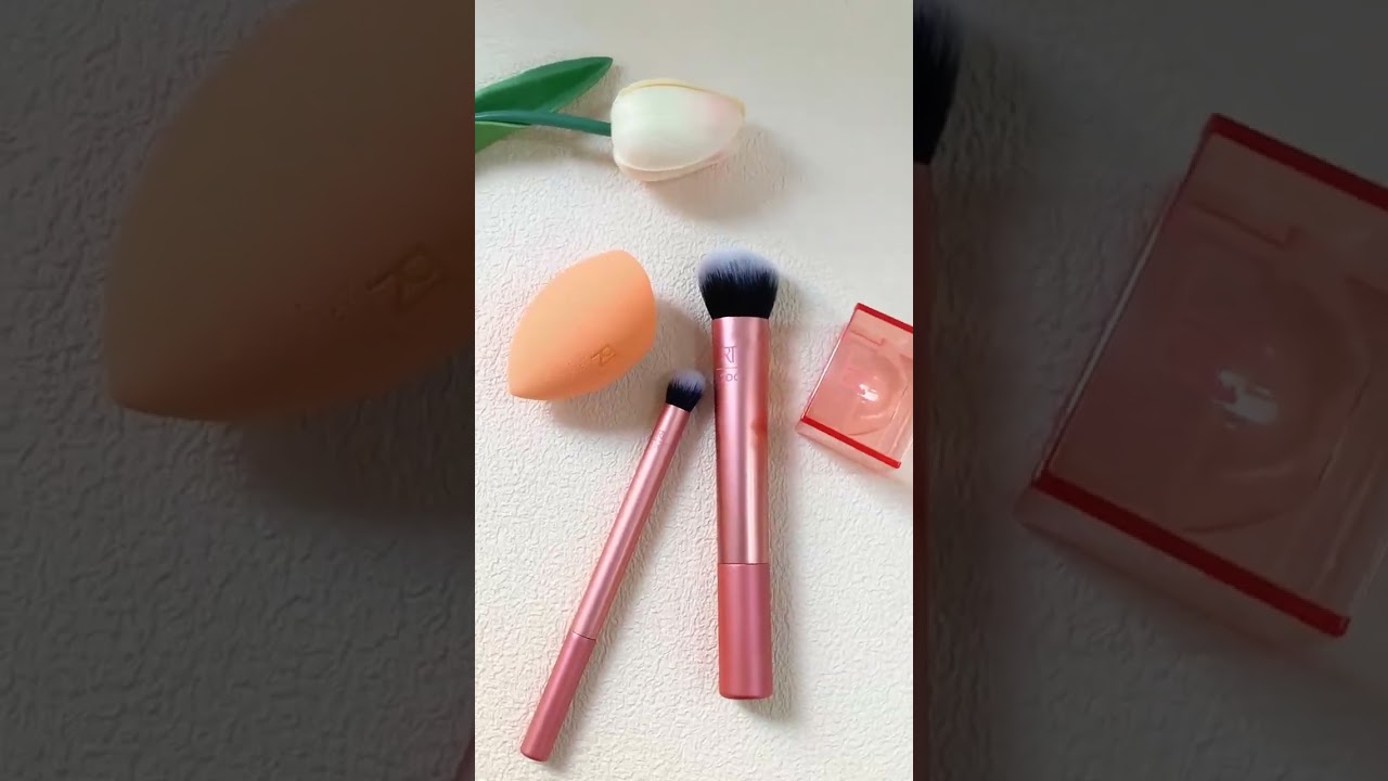 Cọ Đánh Nền và Che Khuyết Điểm Real Techniques Ultimate Base Set