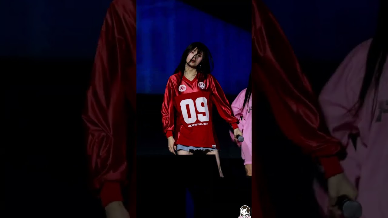 240518 프로미스나인 송하영 직캠 Airplane Mode/ 스프링브리즈 경희대 평화의전당