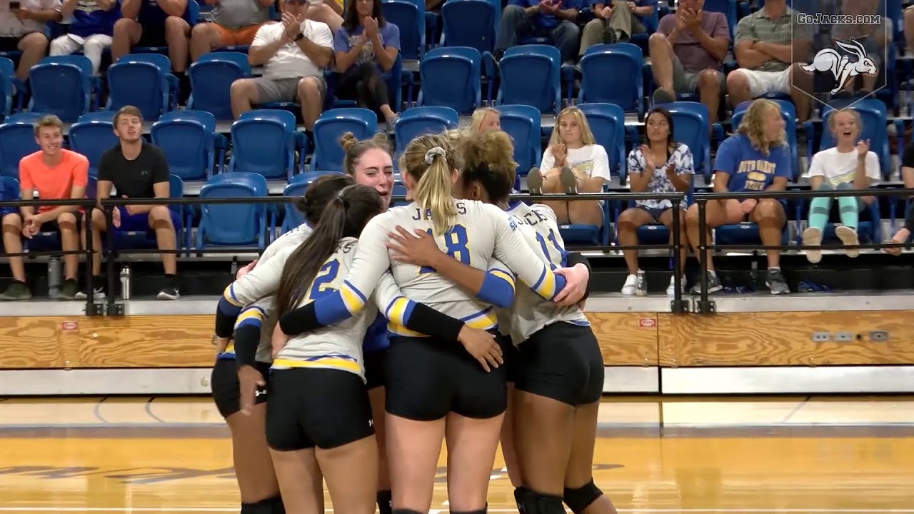 Volleyball vs Green Bay Highlights (09.01.2018) YouTube
