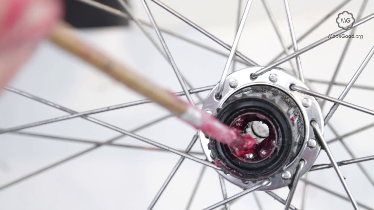 Service A Freehub Body On A Bike Wheel - YouTube