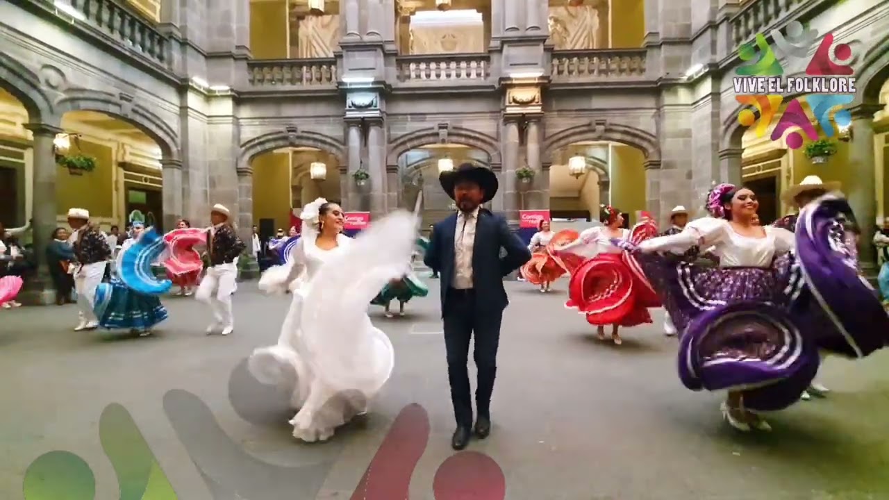 El #Sinaloense - Ballet Folklórico Fundadores De Puebla