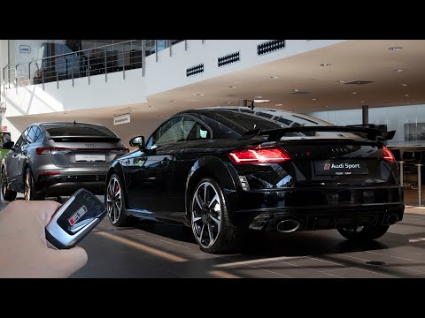 2023 Audi TT RS Coupé quattro (400 HP)
