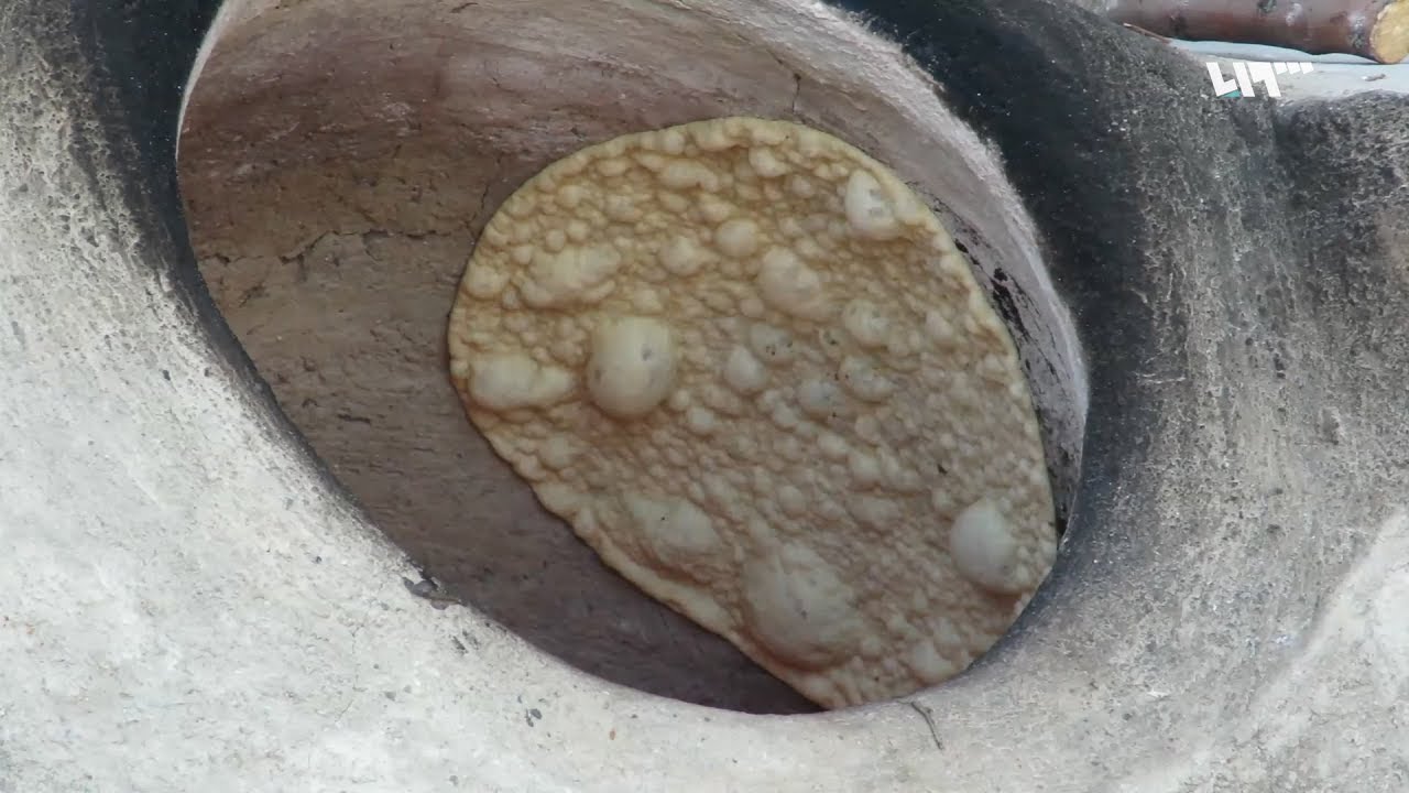 صناعة التنور في إدلب.. ممارسة لها طعمها الخاص