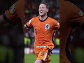 ¿Sabías que hay futbolistas tan altos que parecen torres humanas dentro del campo?