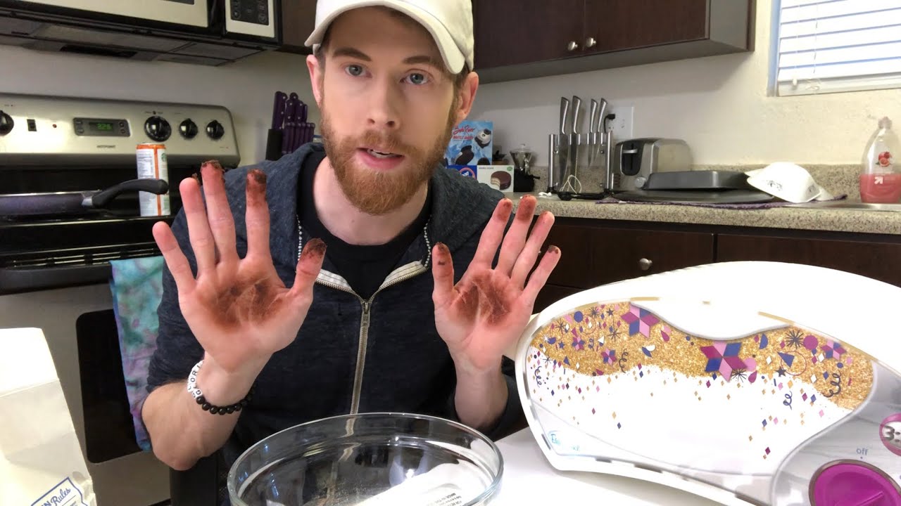 We Tried An Easy-Bake Oven For The First Time 