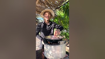 Bữa cơm đạm bạc canh chua rau muốn đồng, cá kho tiêu #canhchua #dongque #amthucmientay #vlognauan