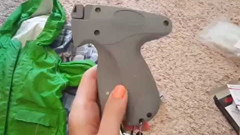 Amram Comfort Grip Standard Tagging Gun Kit  Includes 1250