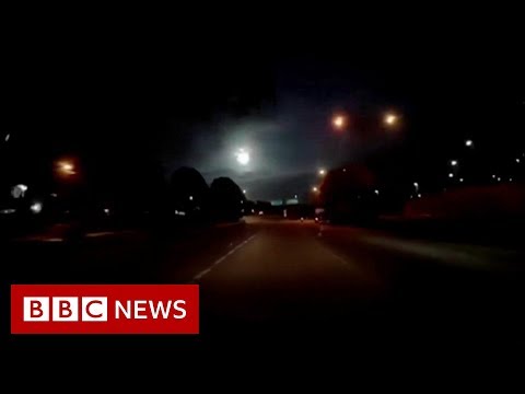 Fireball meteor lights up night sky over Malaysia – BBC News