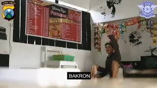 roni ey bakron kopi kapal api oy (agos kotak)