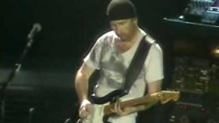 U2 - Gloria  [Live From San Diego - Second Night] (Vertigo Tour 2005/06)