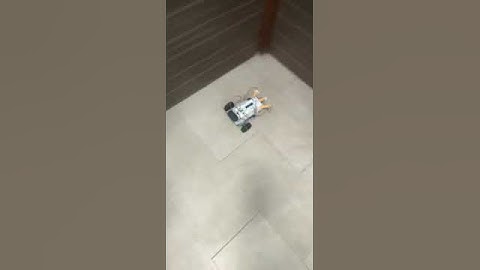 Obstacle avoider robot @lema labs