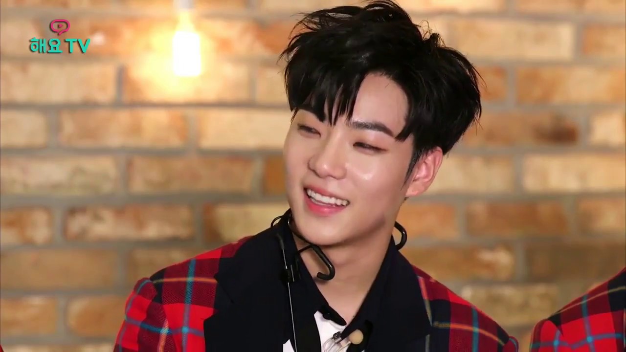 ONF E-Tion Moment Part 1 - YouTube
