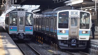 【E127系と211系の並び】E127系100番台A5編成 長野到着