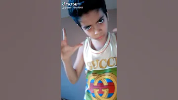 فيديو احمد المعلم على اغنيه مصلحه مصلحه في مصلحه يقلب مروحه 