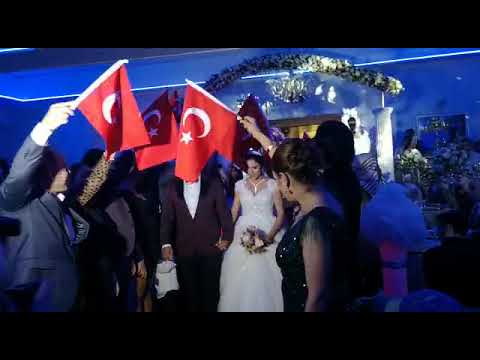Dunya Evine Giren Gizem Karaca Nin Kerimcan Durmaz Ile Yatak Dansi Olay Oldu Magazin