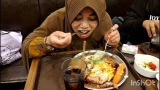 Dalam acara hajatan,ultah e sobat ambyar gess