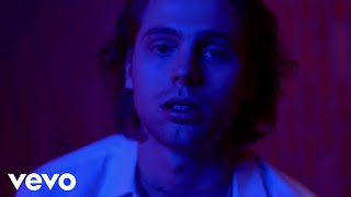 5 Seconds of Summer - No Shame (Music Video)