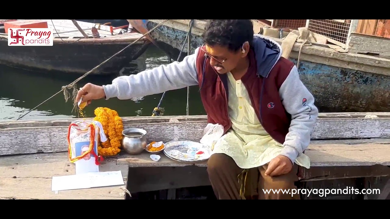 LIVE ASTHI VISARJAN POOJAN IN VARANASI- Prayag Pandits