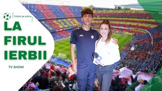 Un Jucător De La Fc Barcelona, La Firul Ierbii