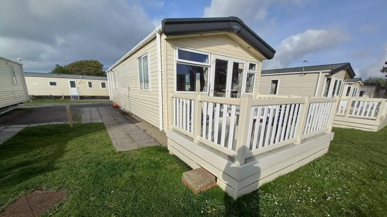trecco bay , ashes 2 . luxury caravan