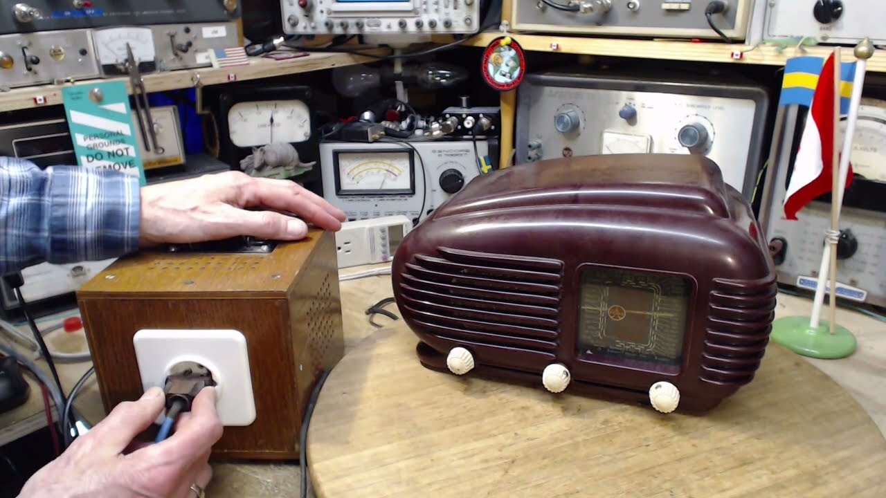 Tesla Talisman 308U Tube Radio from USSR - Checkout and Power Up 