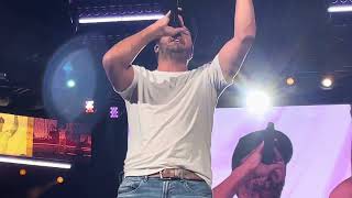 Luke Bryan - But I Got A Beer In My Hand (Live) - Xfinity Theatre, Hartford, CT - 8/9/25