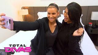 Natalya does Rosa Mendes' makeup: Total Divas Bonus Clip, April 19, 2016