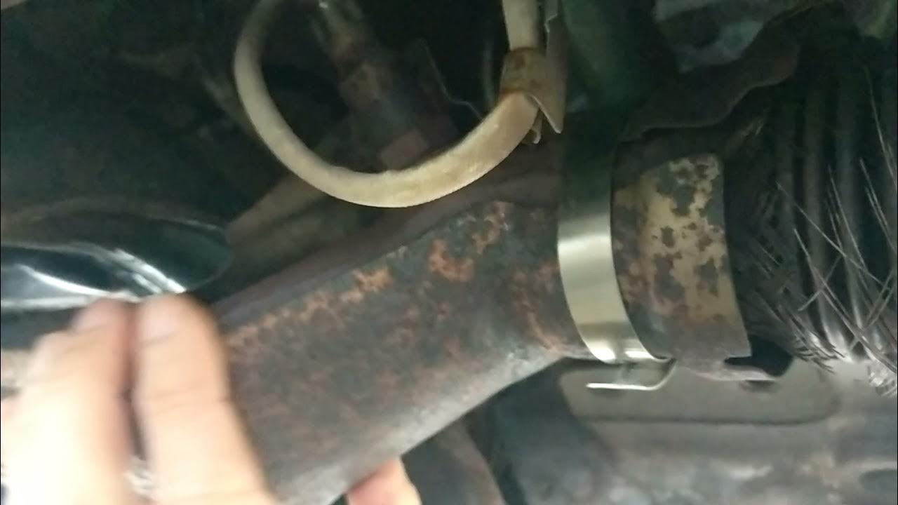 loose heat shield on 2014 Nissan Altima - YouTube